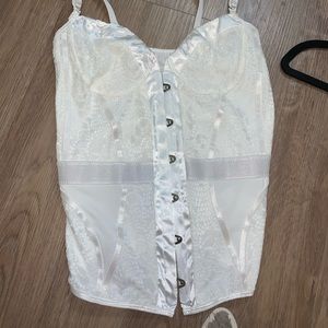White Corset pin up